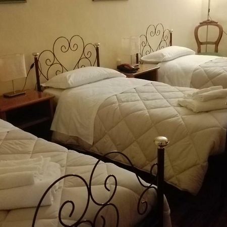 Hotel Camerlengo Corridonia Kültér fotó